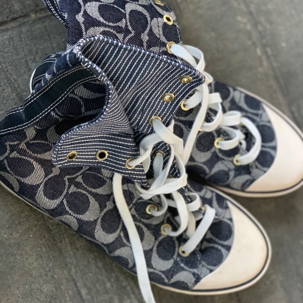 Coach Hightower sneakers🥰